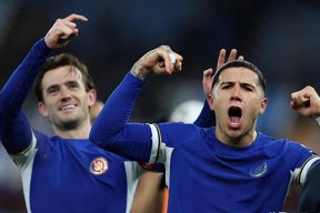 爱游戏官网 -包含莱万多夫斯基连续十场比赛得分超过逆转，切尔西挑战极限！的词条