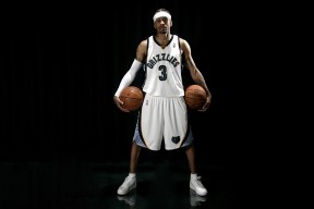 爱游戏体育 -F1赛车赛场焦点！西班牙队对阵荷兰队，关键一战，双方鏖战至最后一刻