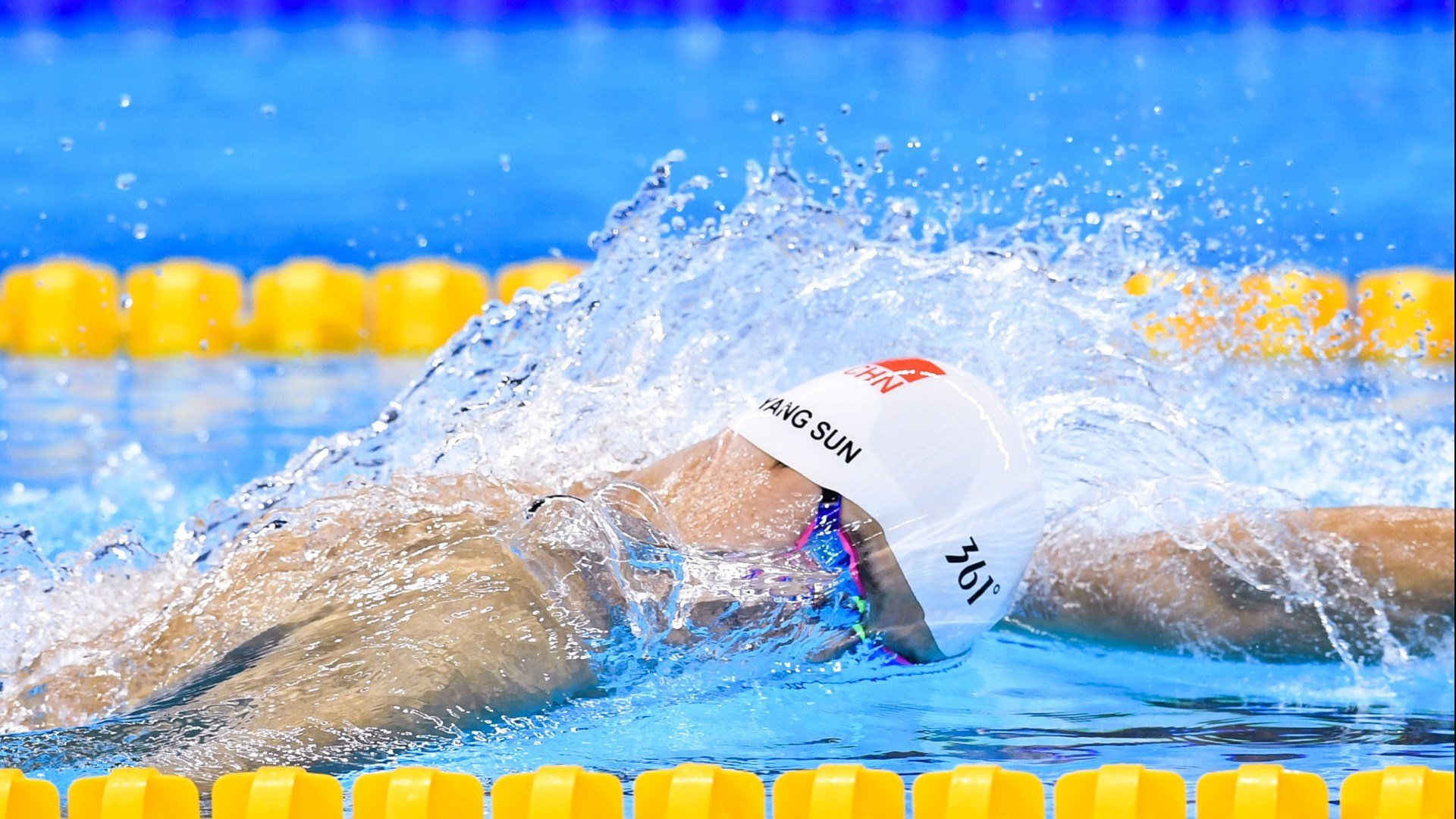 西亚卡姆爆冷击败RNG，关键助攻引爆全场！